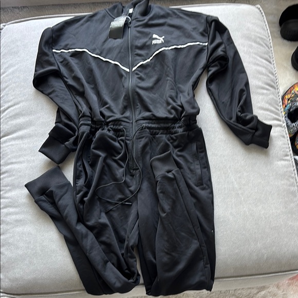 PUMA Black Tracksuit - Picture 1 of 3